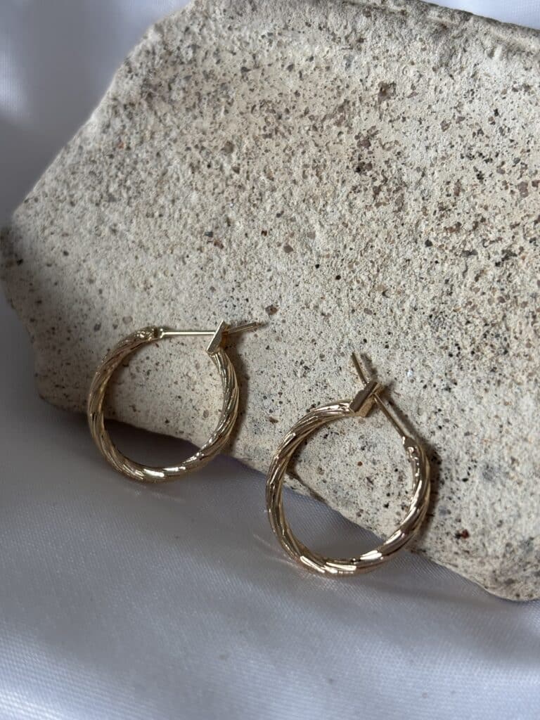 boucles d'oreilles créoles plaqué or
