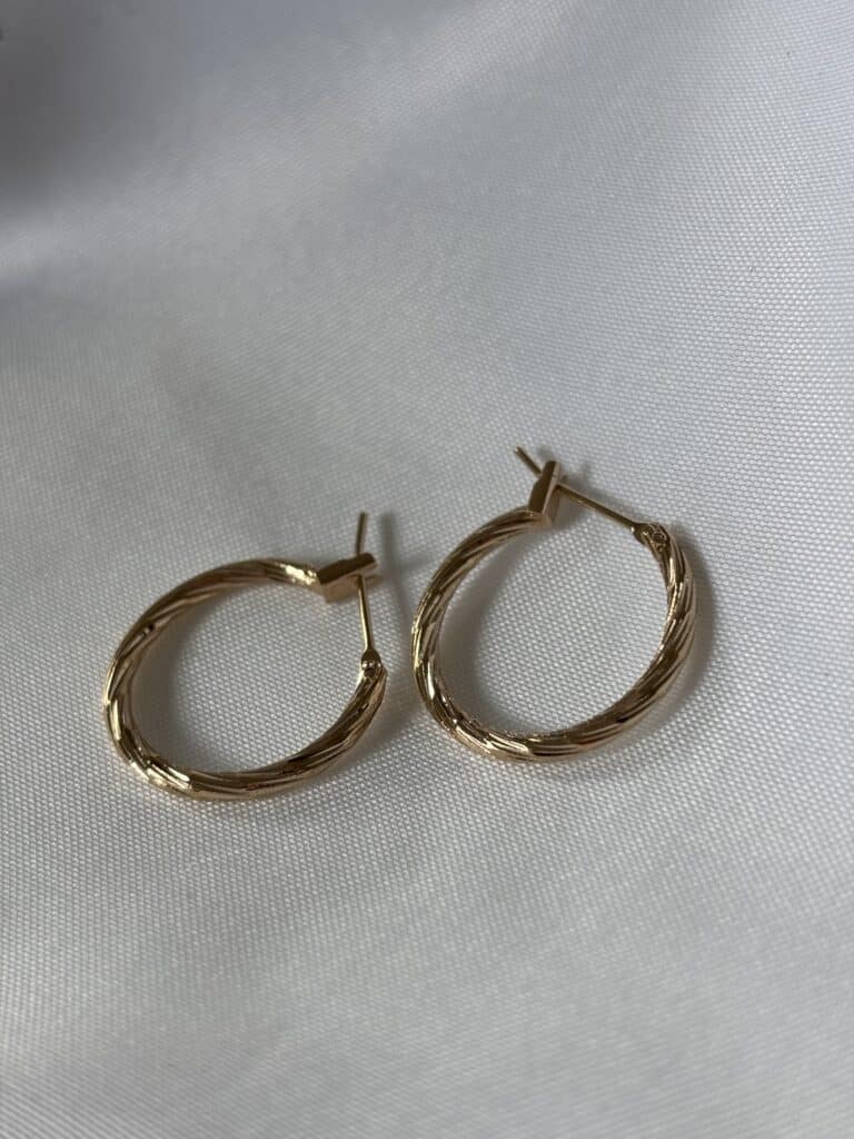 boucles d'oreilles créoles plaqué or