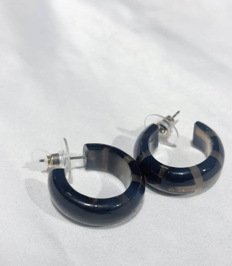 boucles d'oreilles atelier 1811 corne sohaia biijoux