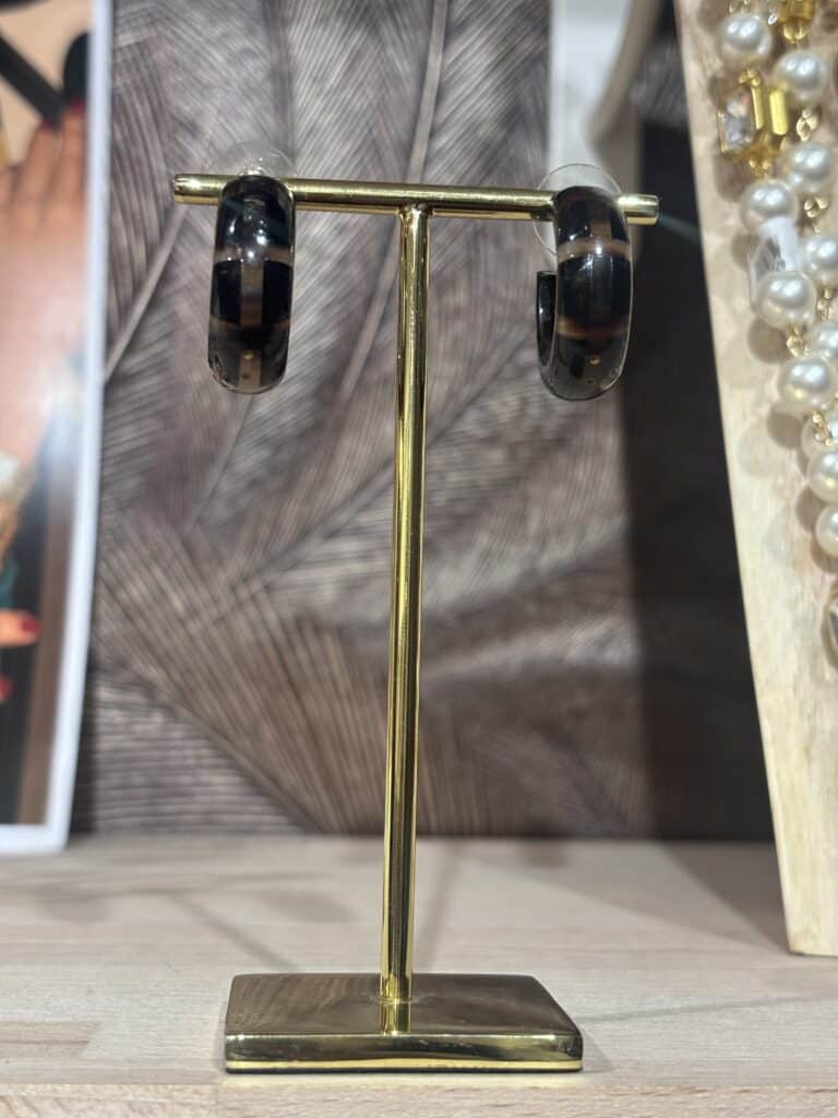 boucles d'oreilles atelier 1811 corne sohaia biijoux