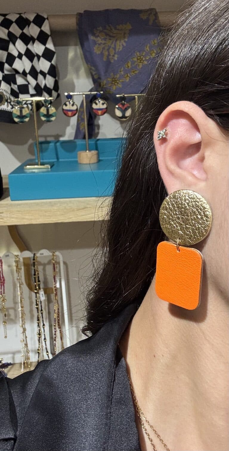 boucles d'oreilles demisel créatrice cuir sohaia bijoux