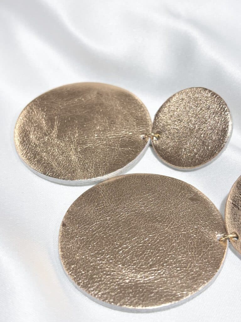 boucles d'oreilles demisel créatrice cuir sohaia bijoux