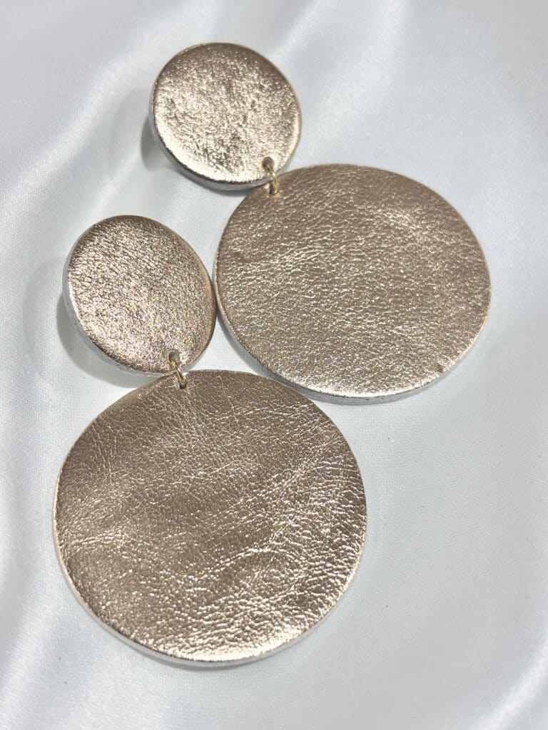boucles d'oreilles demisel créatrice cuir sohaia bijoux