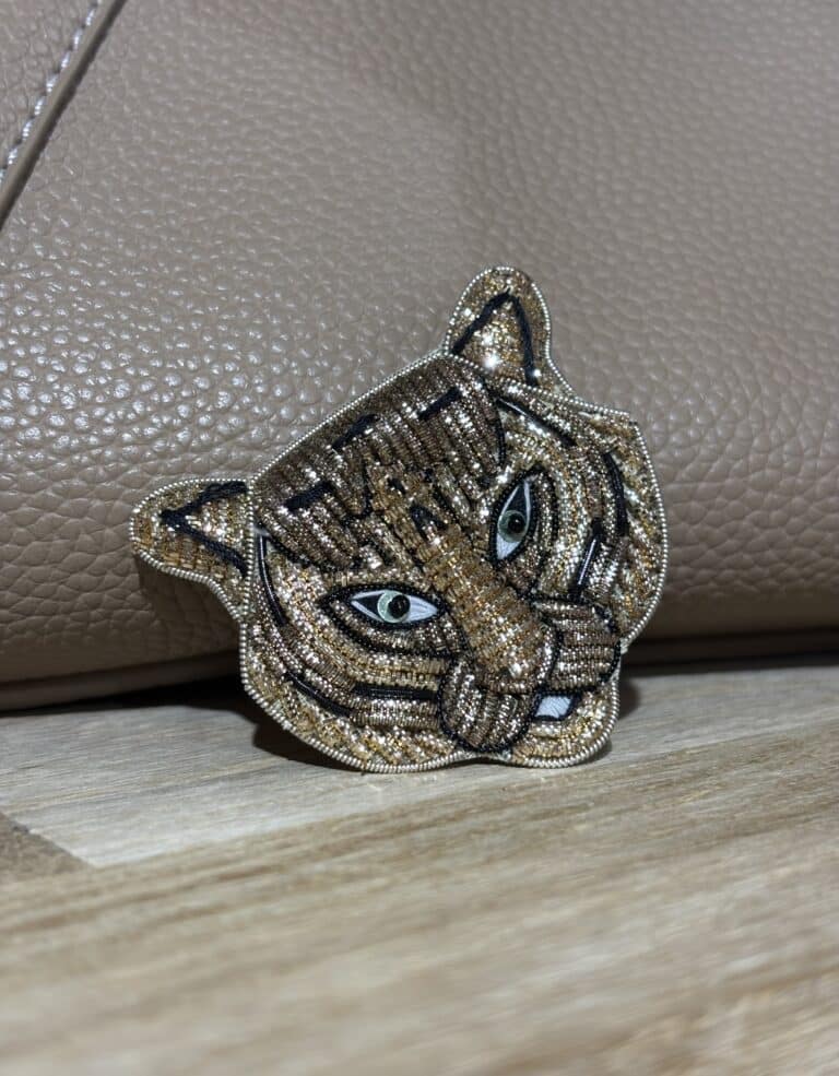broche niiki paris brode tigre sohaia bijoux
