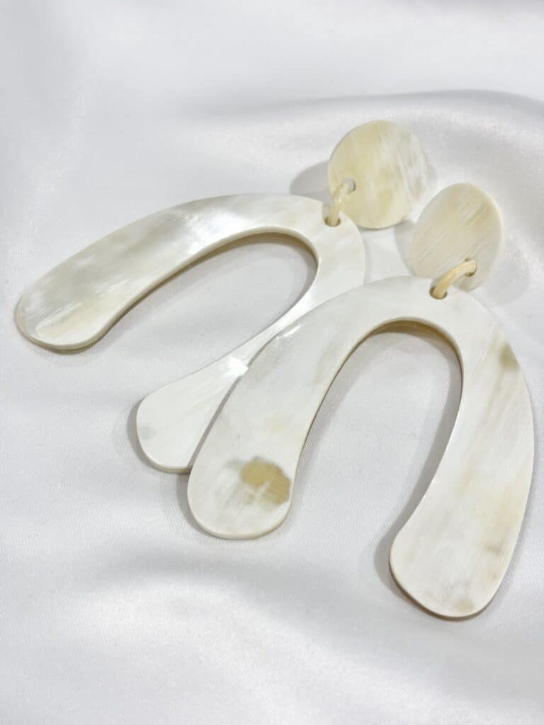 boucles d'oreilles soyang corne sohaia bijoux