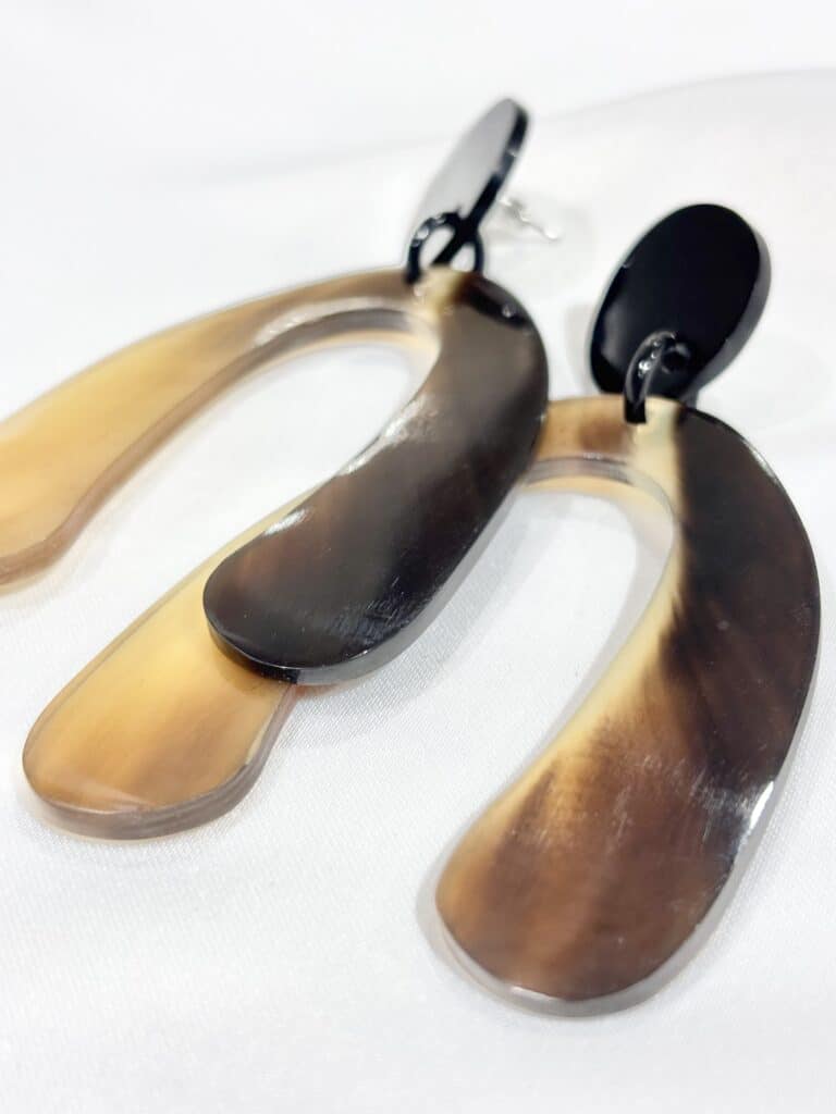 boucles d'oreilles soyang corne sohaia bijoux