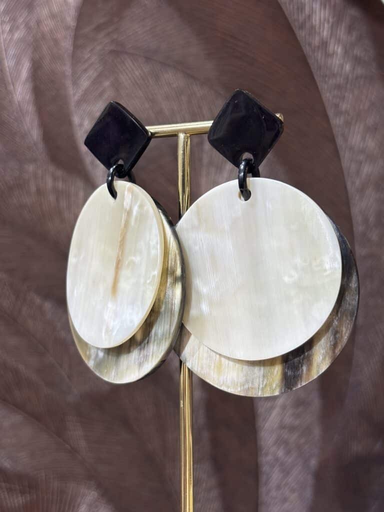boucles d'oreilles soyang corne sohaia bijoux