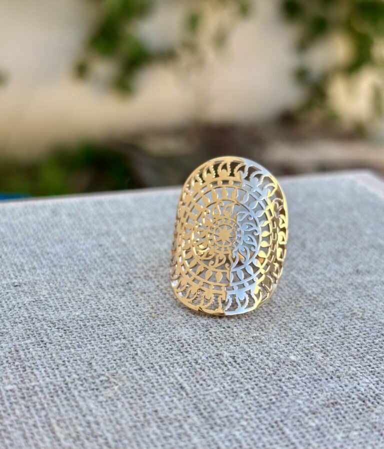 BAGUE PLAQUE OR 18K CHEZ SOHAIA